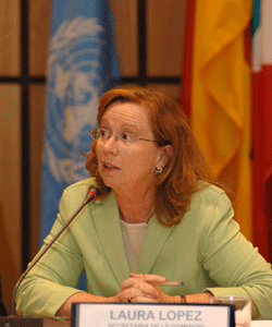 Laura López, Secretaria de la CEPAL.